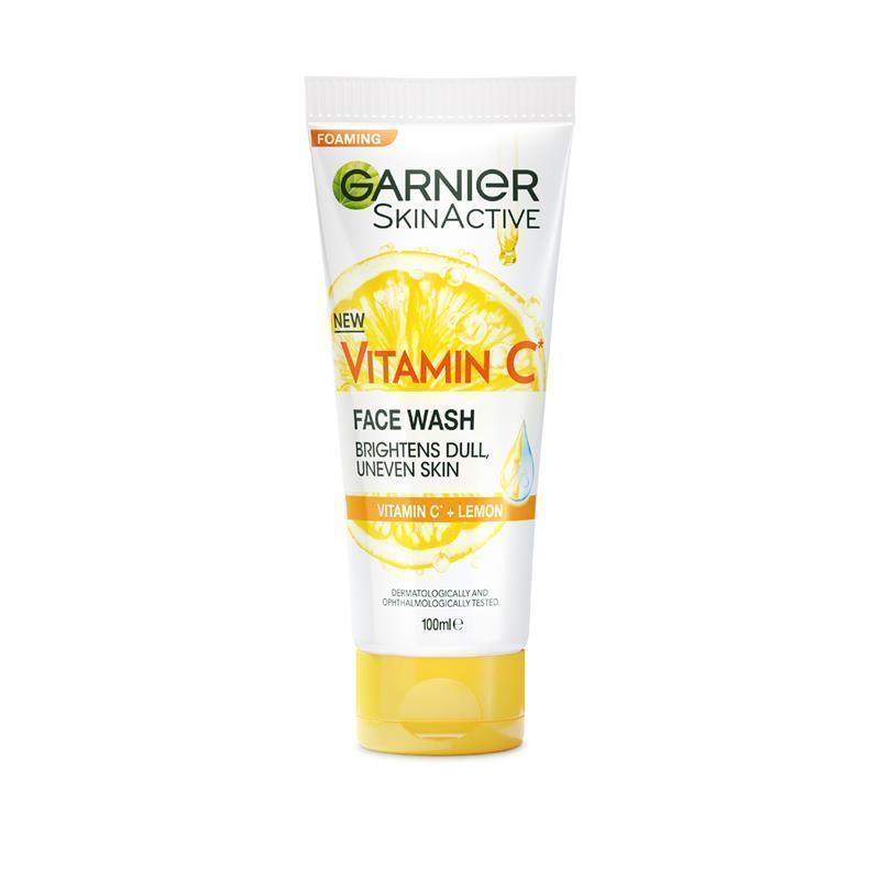 Garnier Skin Active Foaming Vitamin C Face Wash 100ml chính hãng Úc